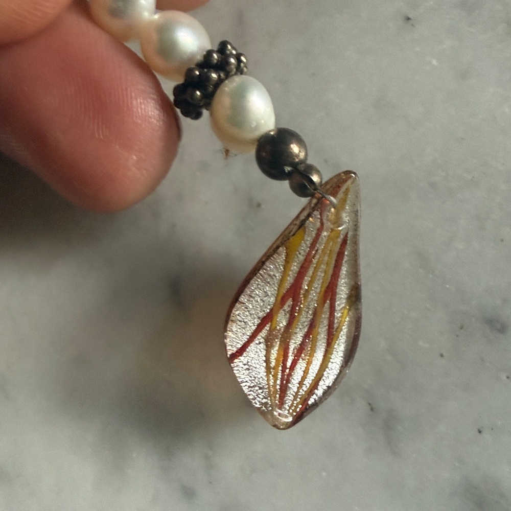 Faux, pearl wraparound necklace excellent condition never worn - Picture 8 of 12